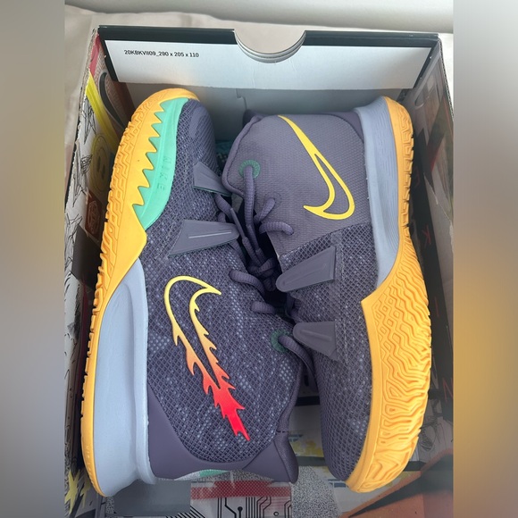 Nike Kyrie 7 (GS) DayBreak Size 4Y CT4080-500 Brand New - Picture 9 of 10